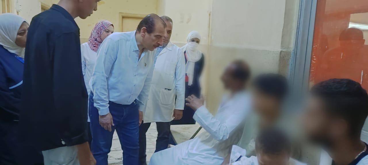 نائب وزير الصحة يتفقد مستشفى حلوان العام ومركز أطلس ويوصي بإجراءات عاجلة لتقليل زمن انتظار المواطنين 